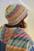 Sirdar 10710 - Sea Breeze Hat & Scarf