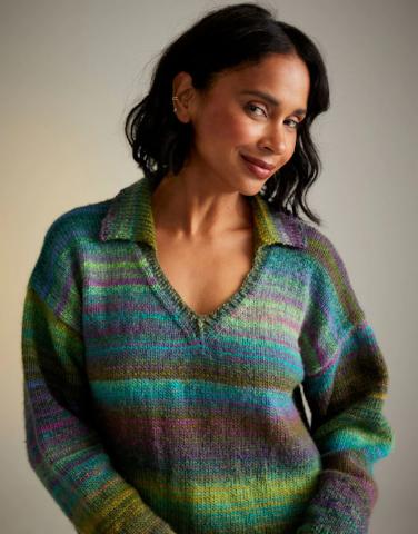 Sirdar 10718 - Midnight Garden Sweater